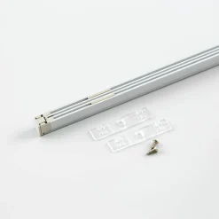 Pinta-asennettava LED-valaisin Bordo, pituus 59 cm
