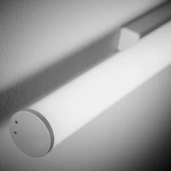 Pirgos LED-seinävalaisin, 100 cm leveä, valkoinen, muovia