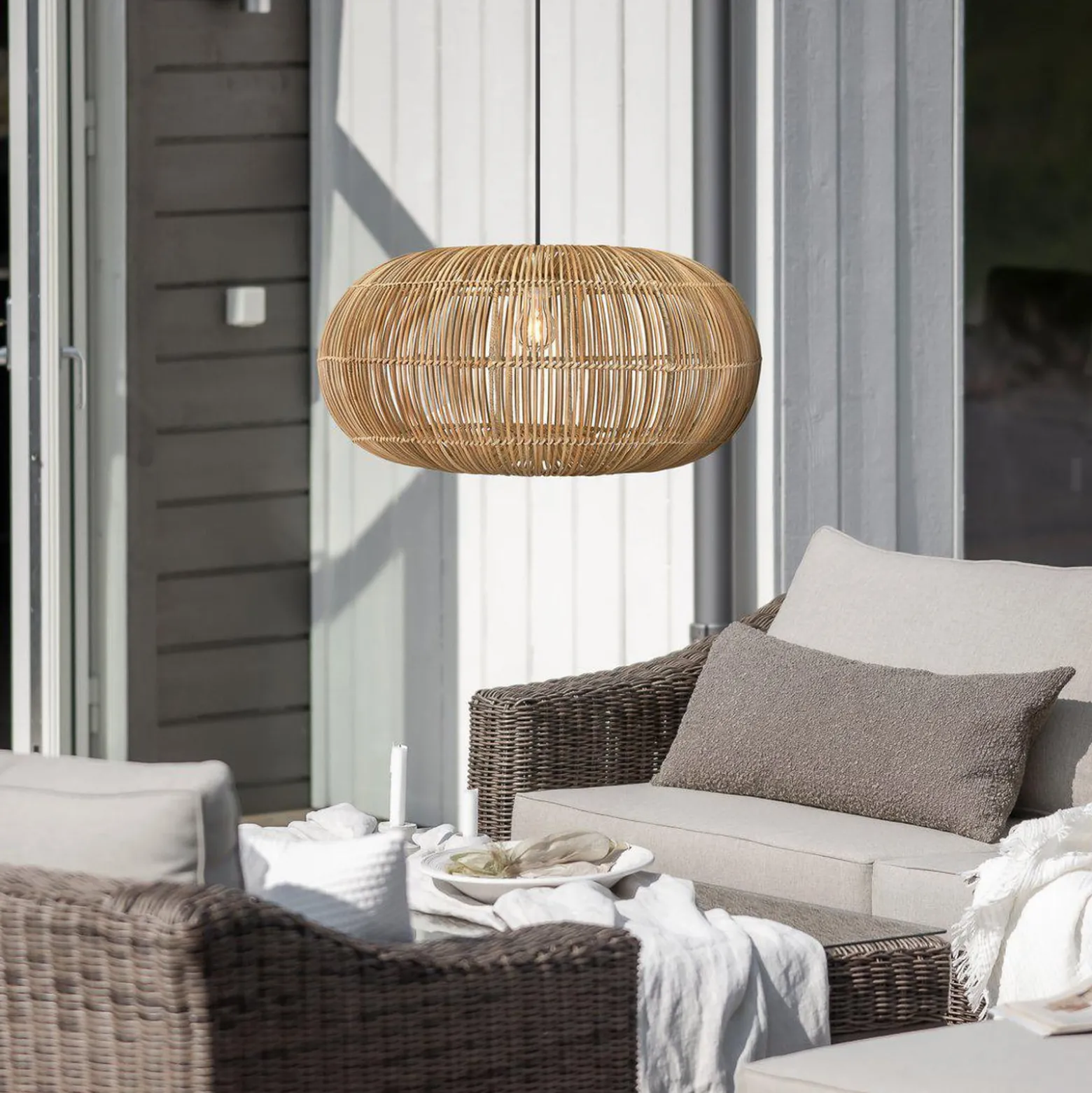 PR Home Zuri ulkovalaisin, Ø 51 cm, rottinki, pistoke