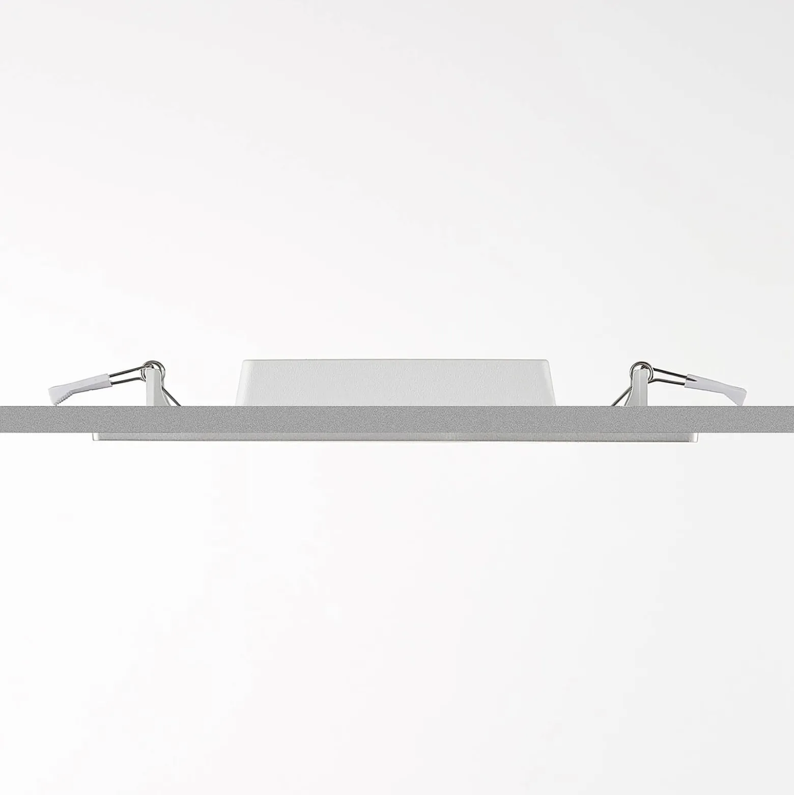 Prios LED uppoasennusvalaisin Helina, hopea, 22 cm, 18 W, himmennettävä