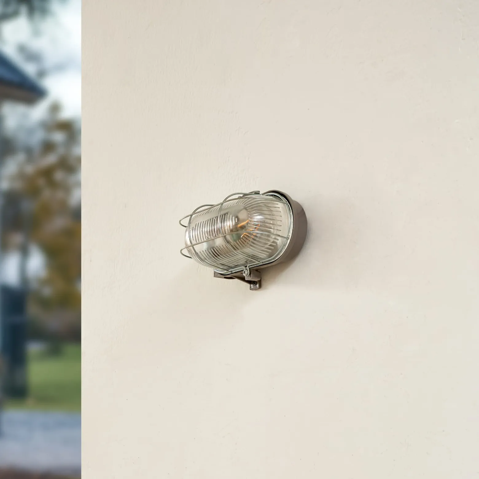 Prios ulkoseinävalaisin Kirgo, harmaa, muovi, IP44