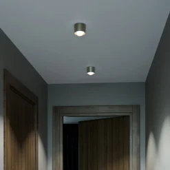 Puk! 80 One-LED-kattospotti mattalinssi/tummanrusk