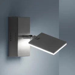 PURE Mira-LED-seinävalo, kaukosäädin, CCT alumiini