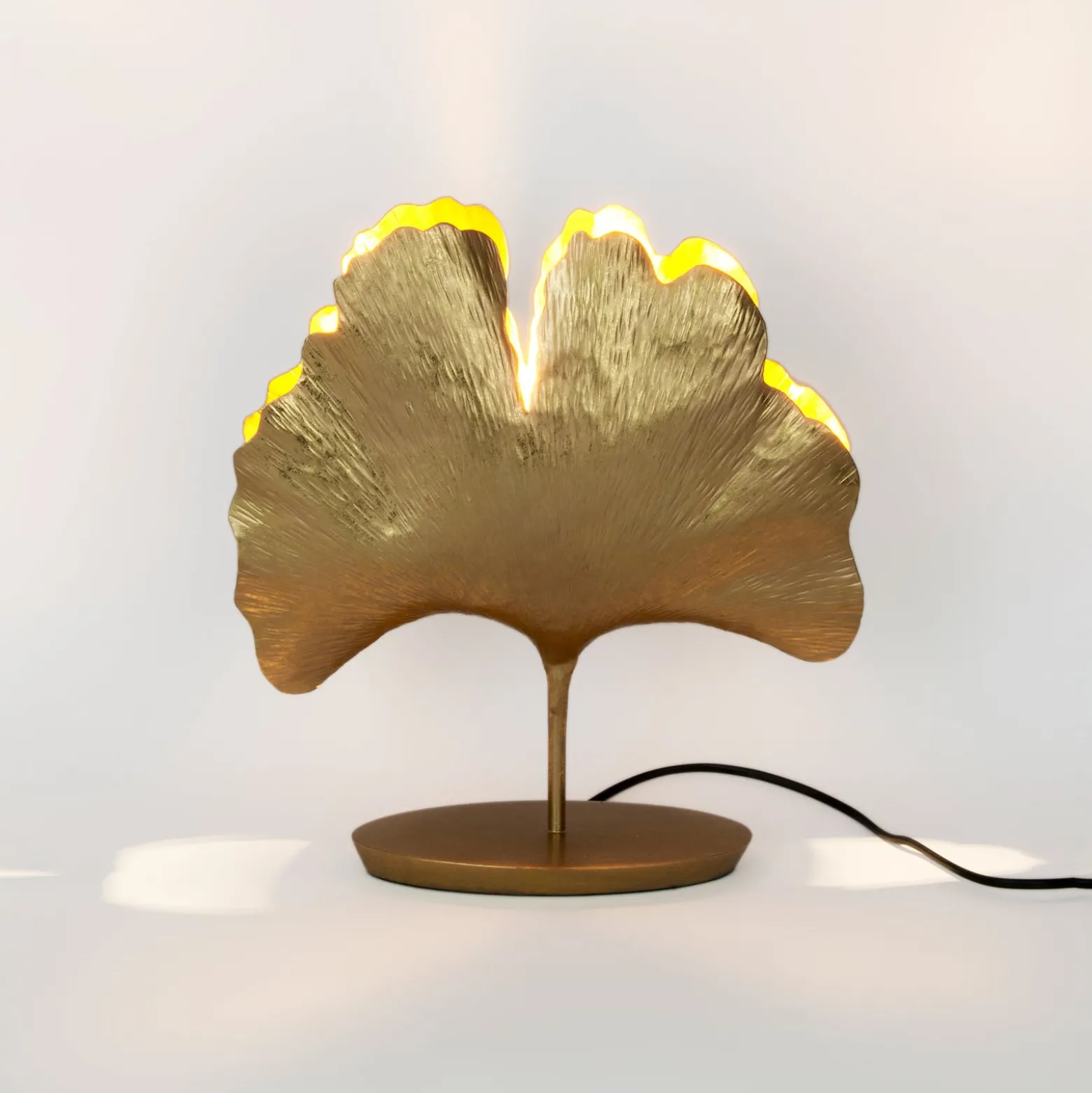 Pöytävalaisin Ginkgo, kulta, 36x34 cm