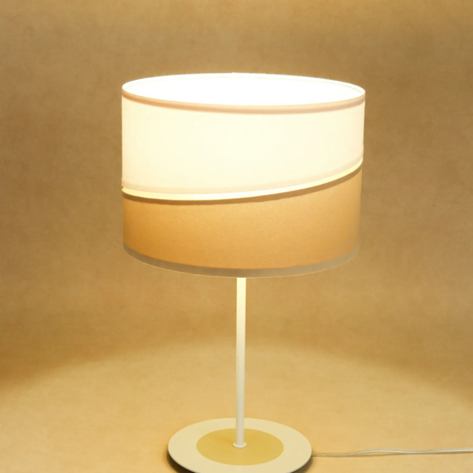 Pöytävalaisin Susan, valkoinen/beige/kulta