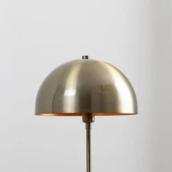 Pöytävalaisin Varzan 10857, antiikkikulta, metalli, korkeus 50 cm