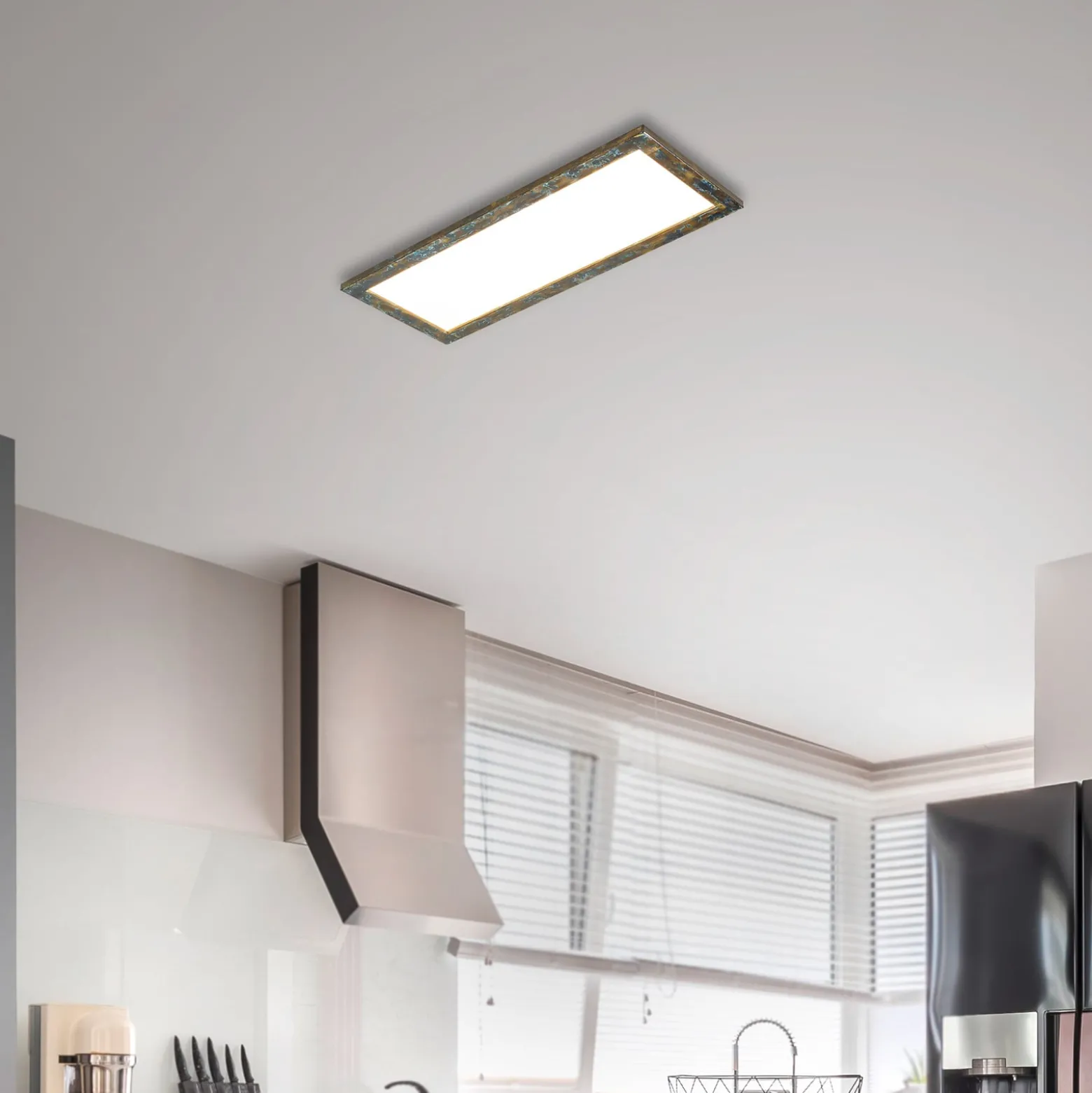 Quitani Aurinor LED-paneeli, kullanväristä patinaa, 86 cm