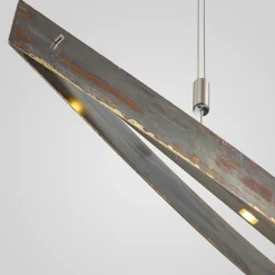 Quitani LED-riippuvalaisin Malu, kultaa hapetettu, pituus 100 cm