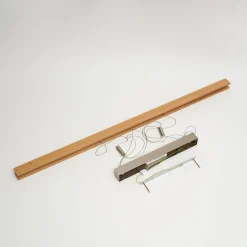 Quitani LED-ripustusvalaisin Alin, pituus 138 cm, tammi luonnonvärinen