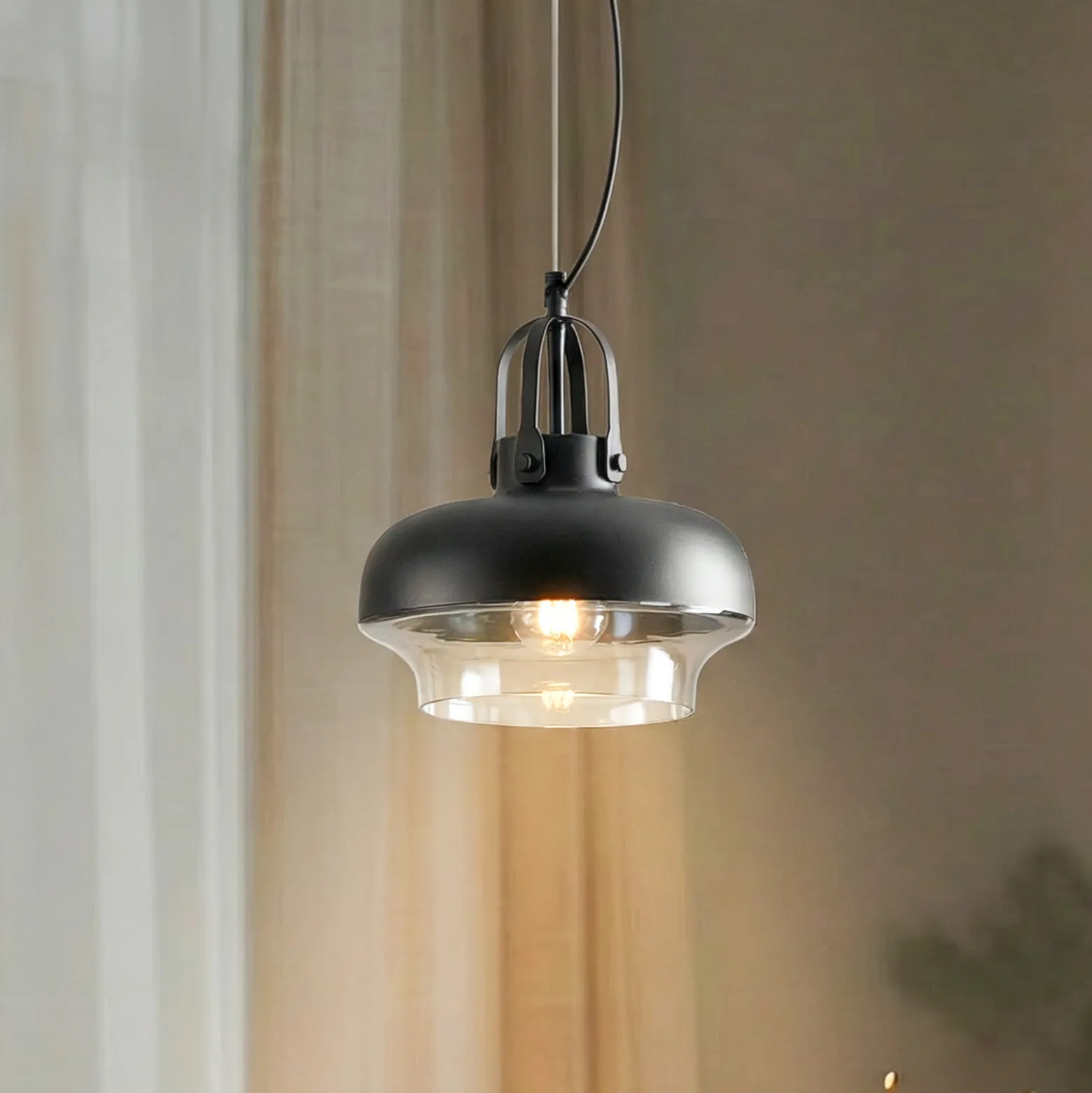 Riippuvalaisin AV-5064-1BSY, varjostin metallia ja lasia