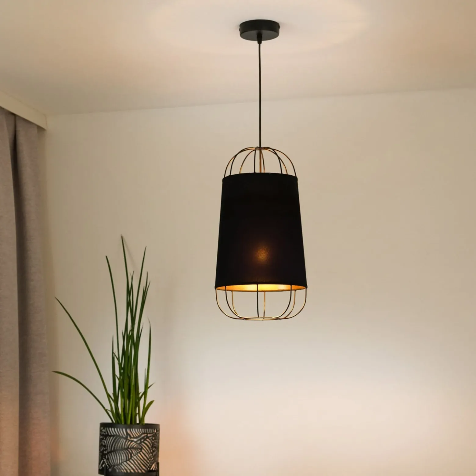 Riippuvalaisin Lantern small, tekstiili, metalli, musta