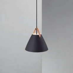 Riippuvalaisin Strap, musta, Ø 27 cm