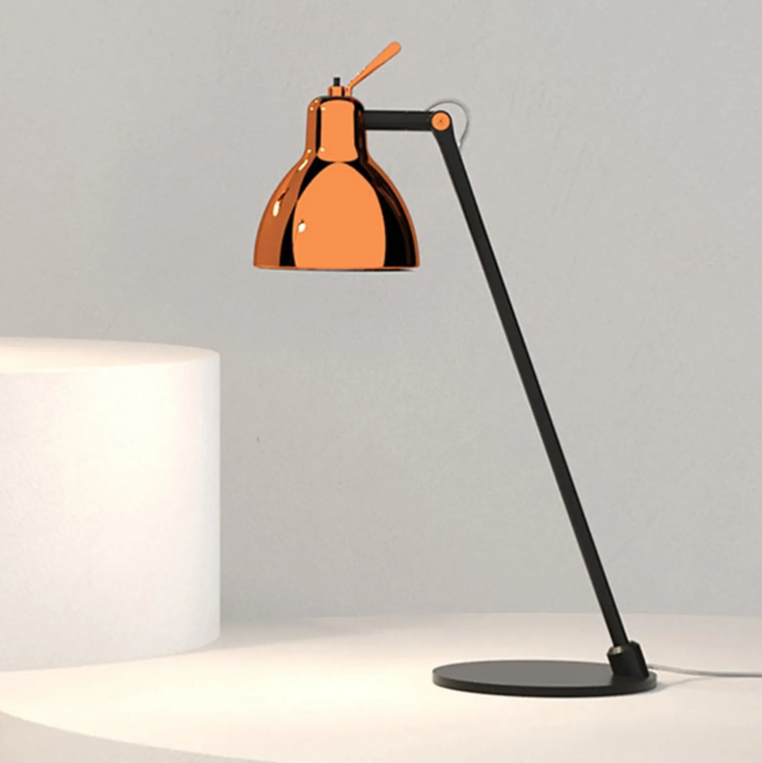 Rotaliana pöytävalaisin Luxy T0 Glam, musta/kupari, 52 cm