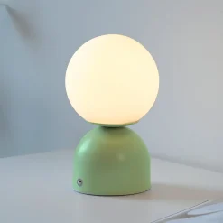 RUDI-LED-akkukäyttöinen pöytävalaisin, vihreä, korkeus 20 cm, CCT,