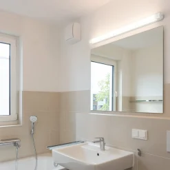 RZB Baleva LED-seinävalaisin IP44 leveys 50cm 9W