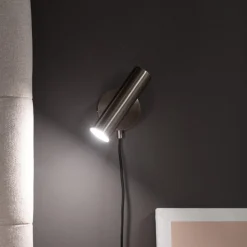 Schöner Wohnen Stina LED-seinävalaisin nikkeli himmennettävä