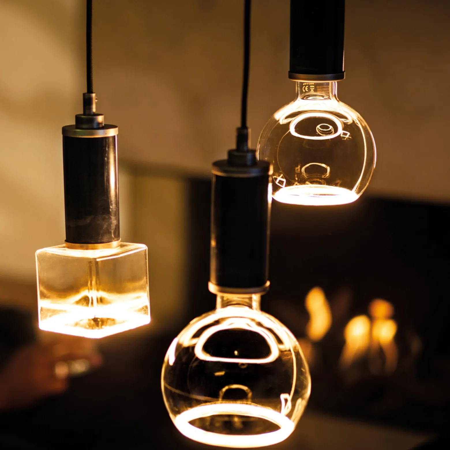 SEGULA LED-Floating-globe-lamppu G125 E27 4,5W