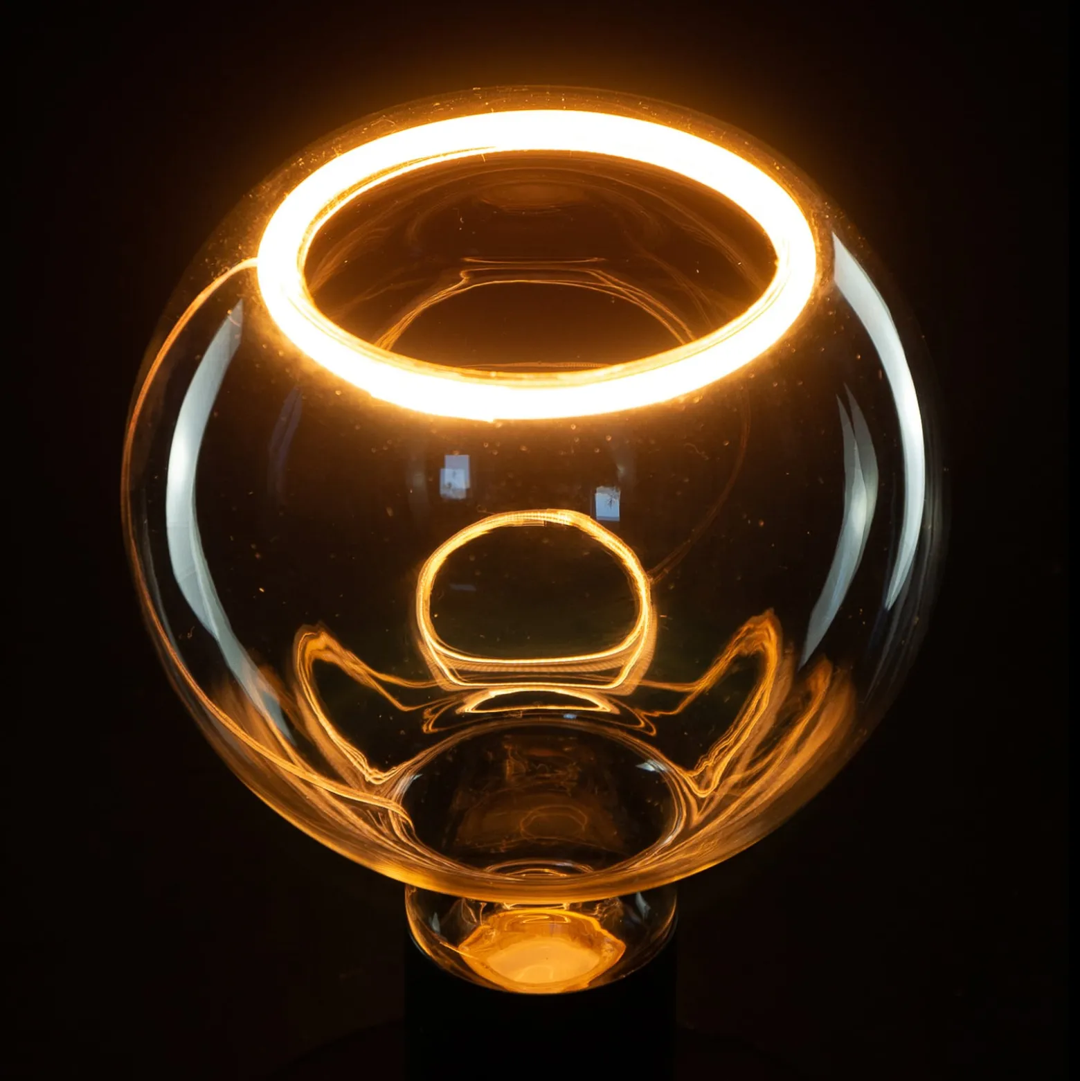 SEGULA LED-Floating-globe-lamppu G125 E27 4,5W