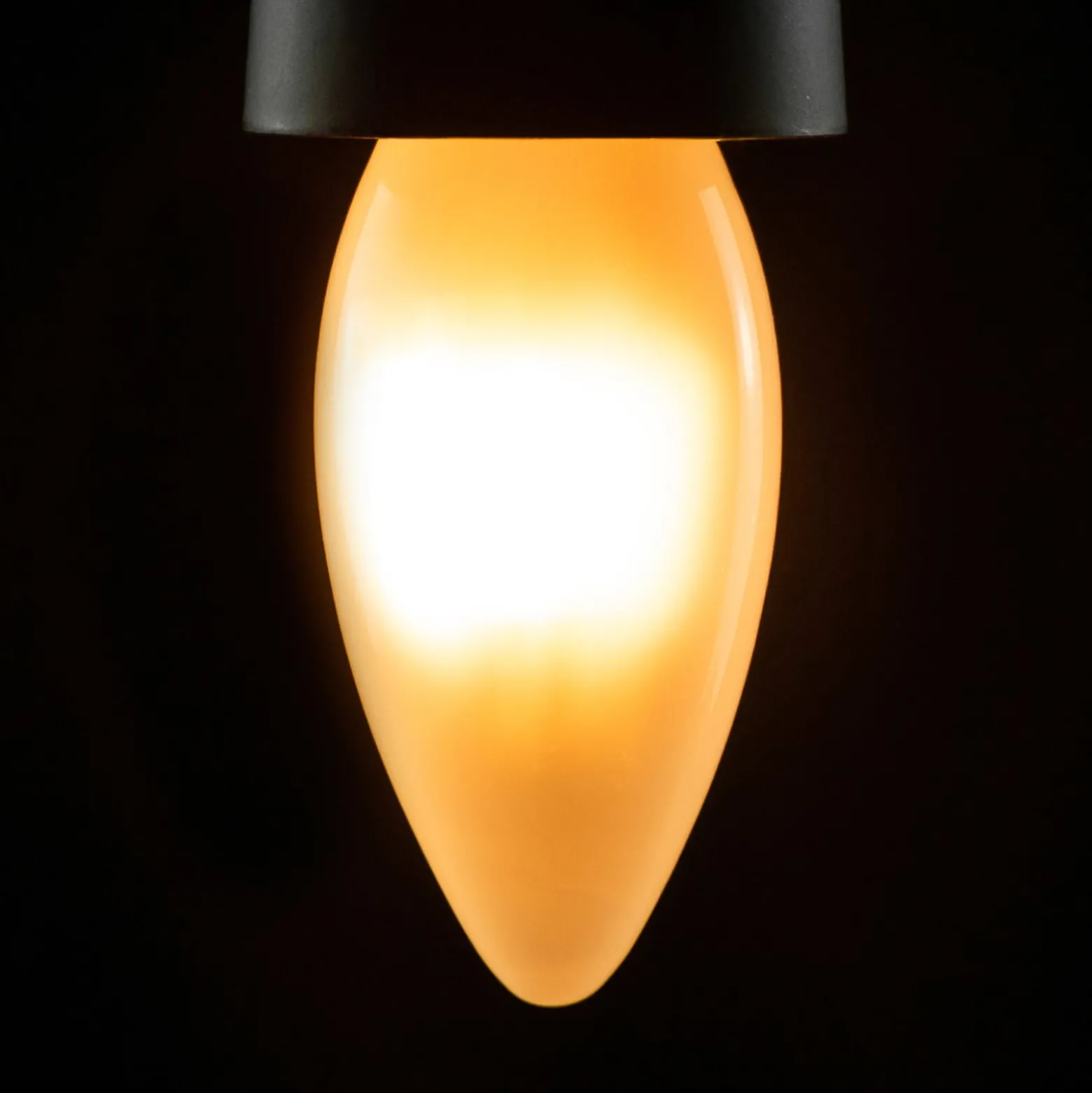 SEGULA LED-kynttilä E14 3W 2,200K himmennettävä mattapintainen