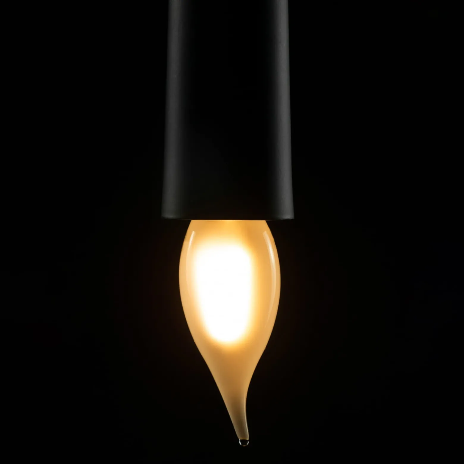 SEGULA LED-kynttilä Windstoß E14 3.2W 2,700K mattapintainen