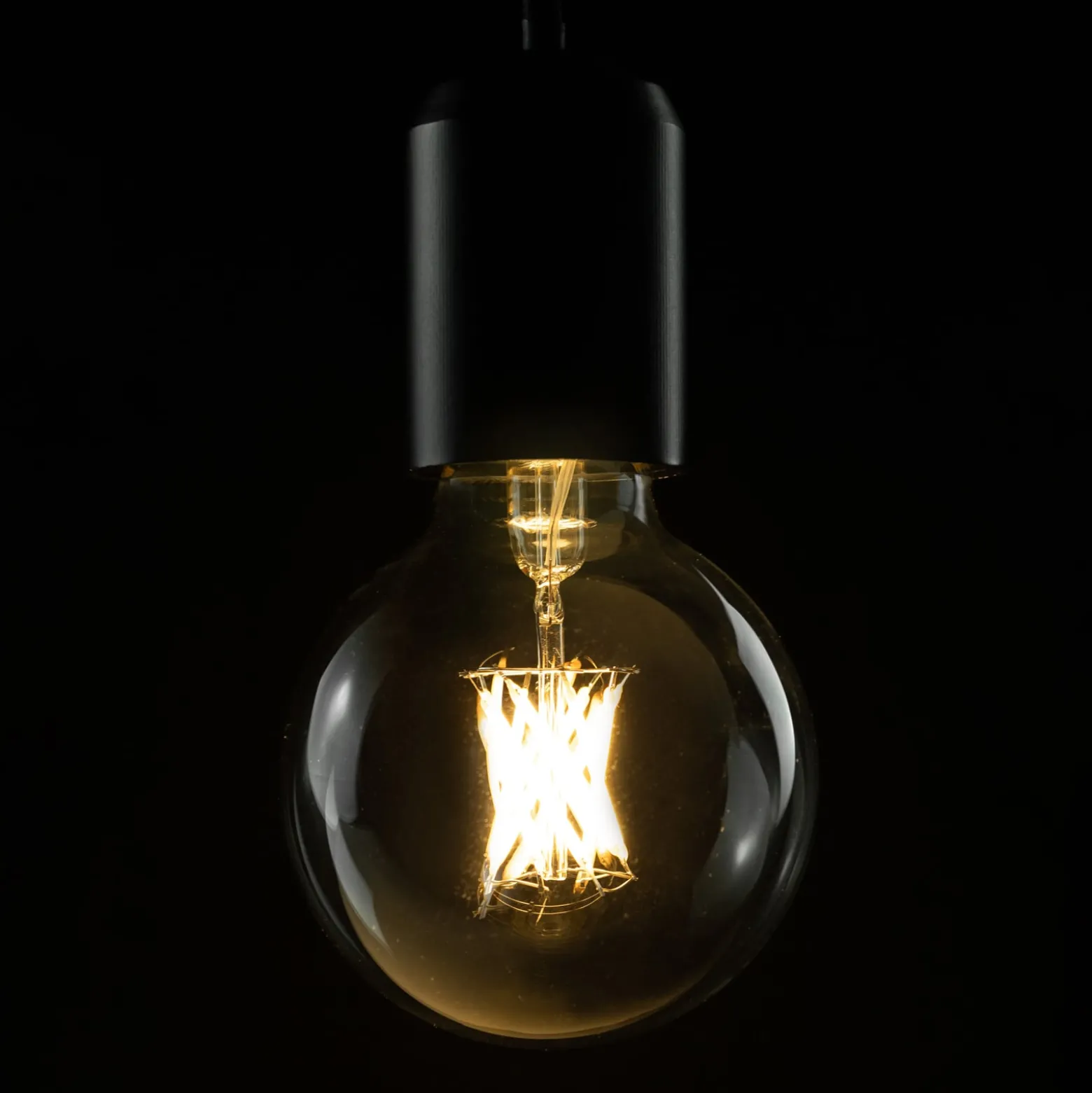 SEGULA LED-pallo G80 E27 6.5W 2,700K himmennettävä kirkas