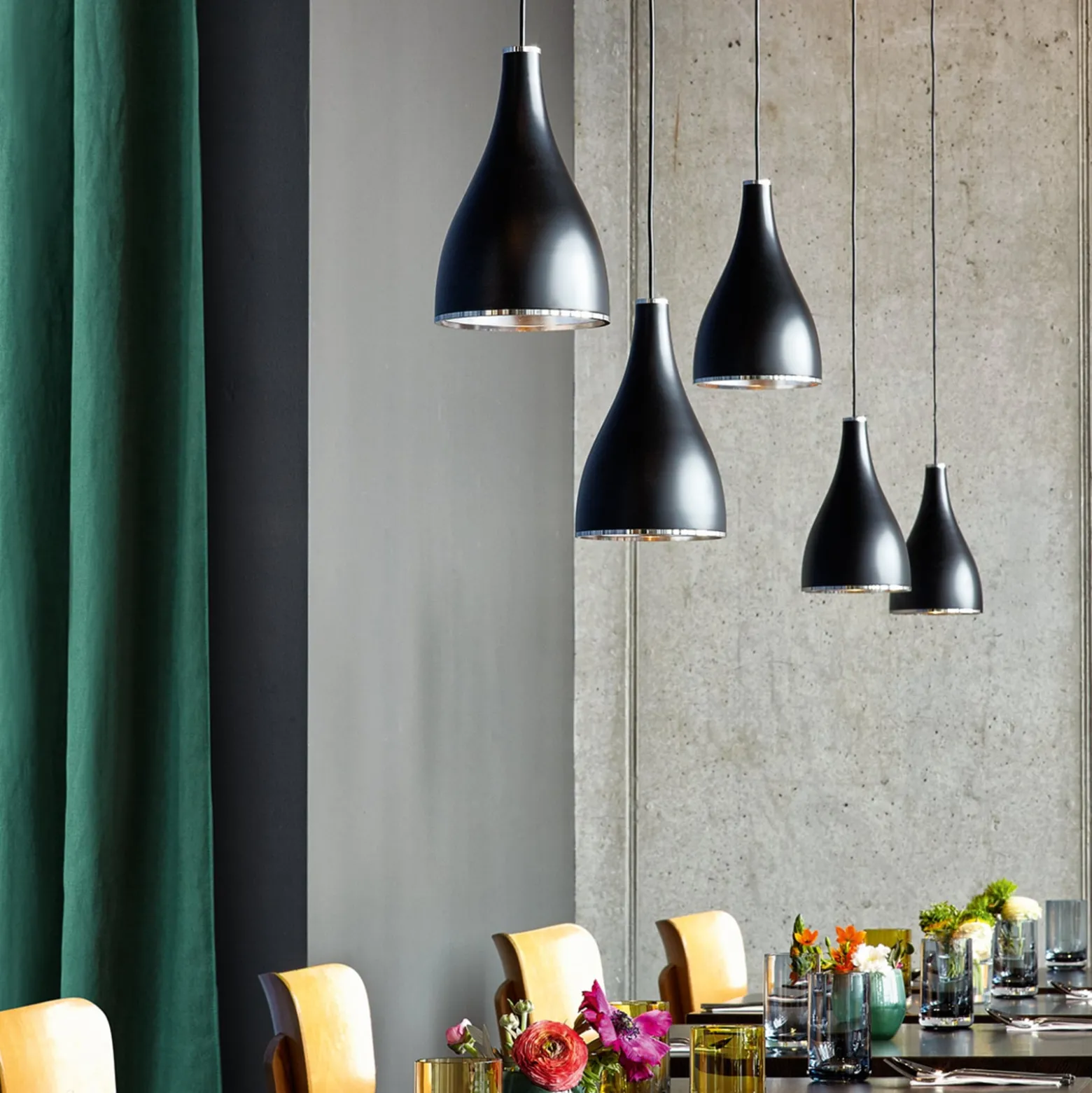 serien.lighting Riippuvalaisin One Eighty L, Ø 16 cm, musta