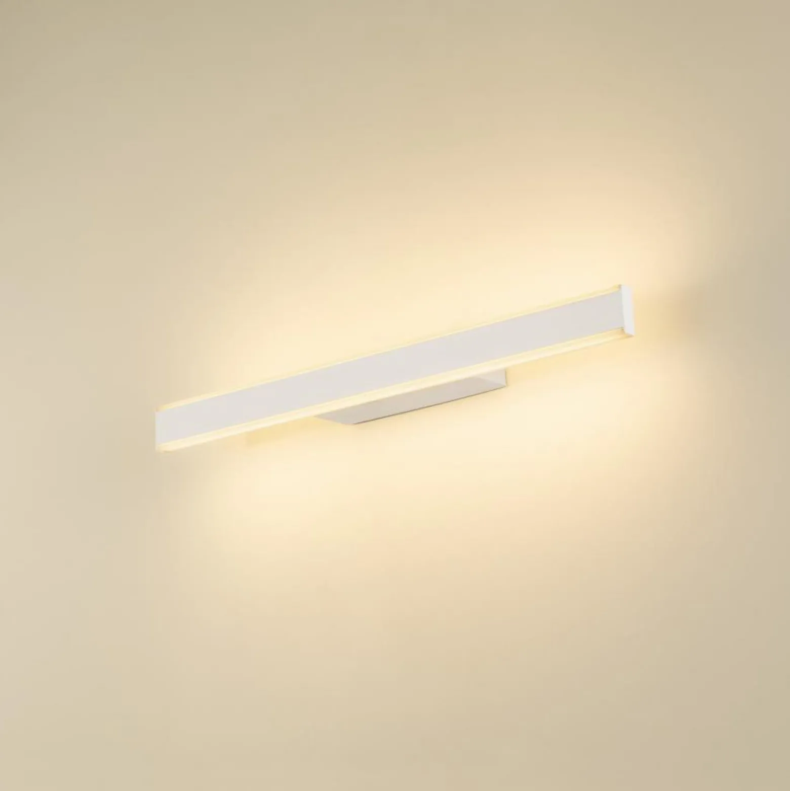SLV kylpyhuoneen LED-seinävalaisin One Linear, 52 cm, valkoinen, metalli, CCT