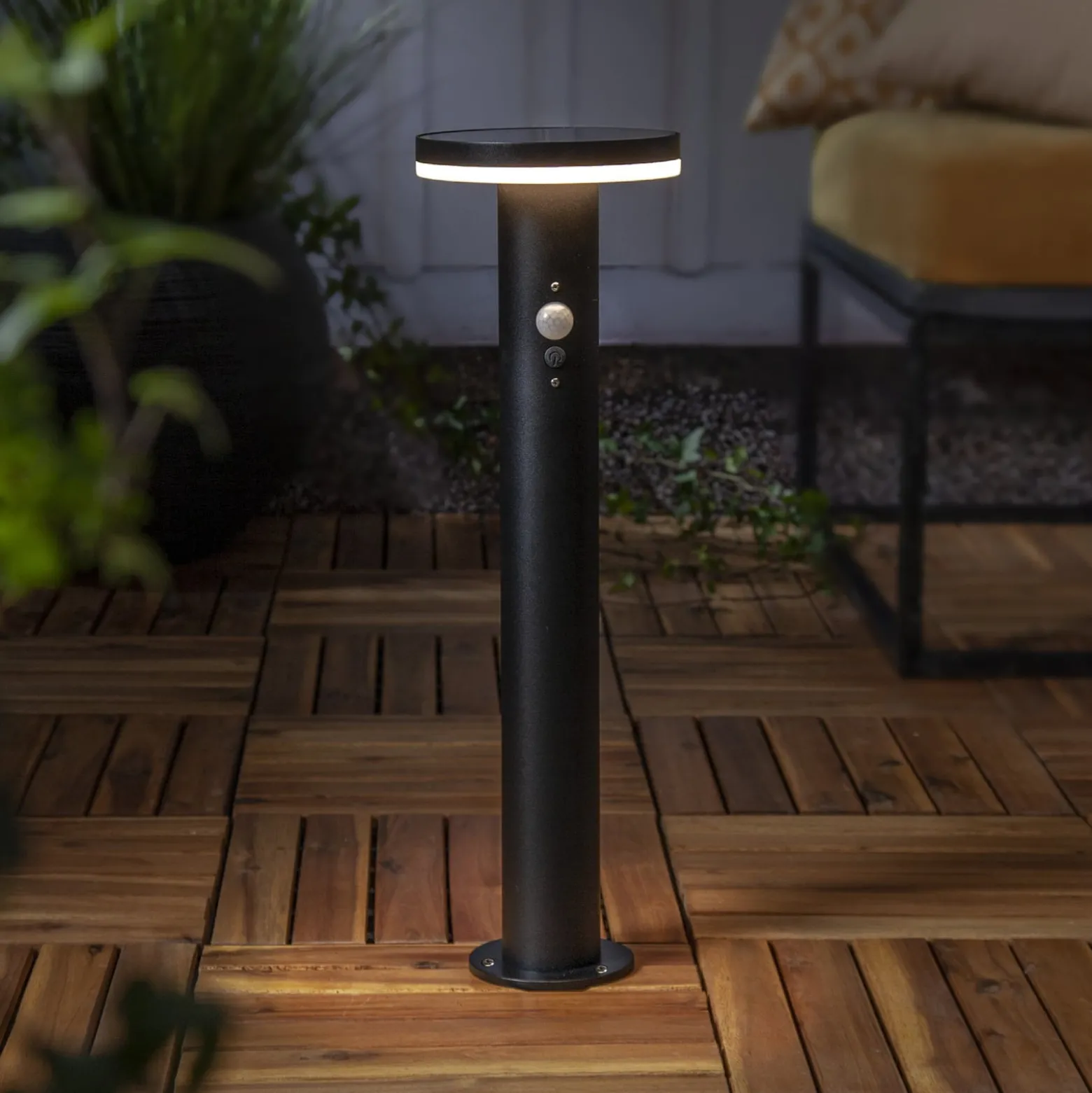 Solar LED jalustavalaisin Valletta Sensor musta metalli 50 cm