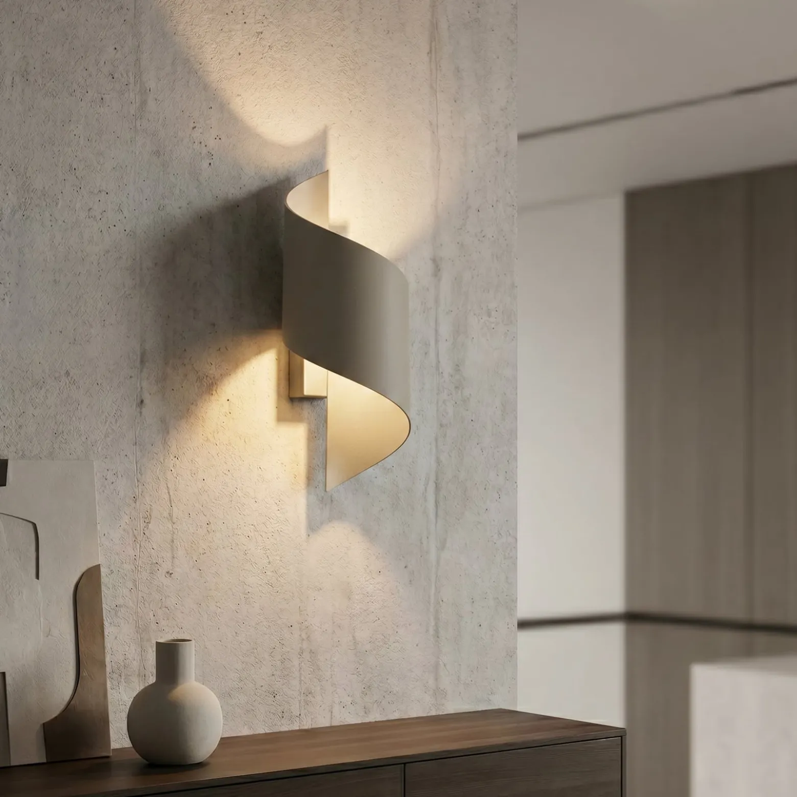 SPINER-seinävalaisin, beige, korkeus 30 cm, metallia, G9