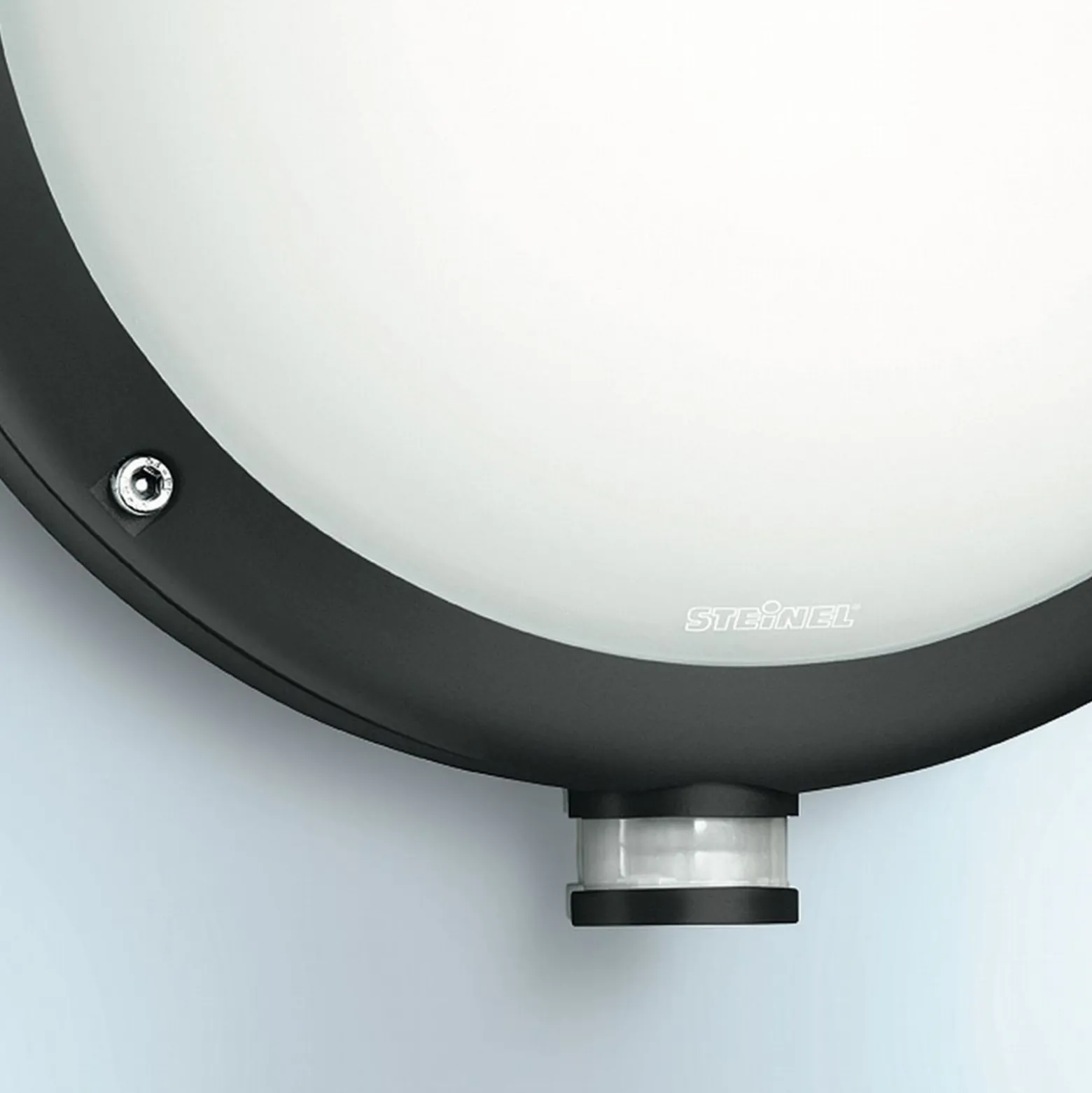 STEINEL L 330 S -LED-ulkoseinälamppu tunnistimella