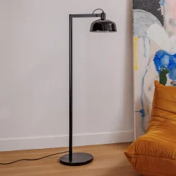 Tatawin-lattiavalaisin, musta, teräs/lasi, korkeus 148 cm