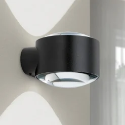 Tatra LED-ulkoseinävalaisin, musta, Ø 10,2 cm, alumiini, ylös/alasvalo