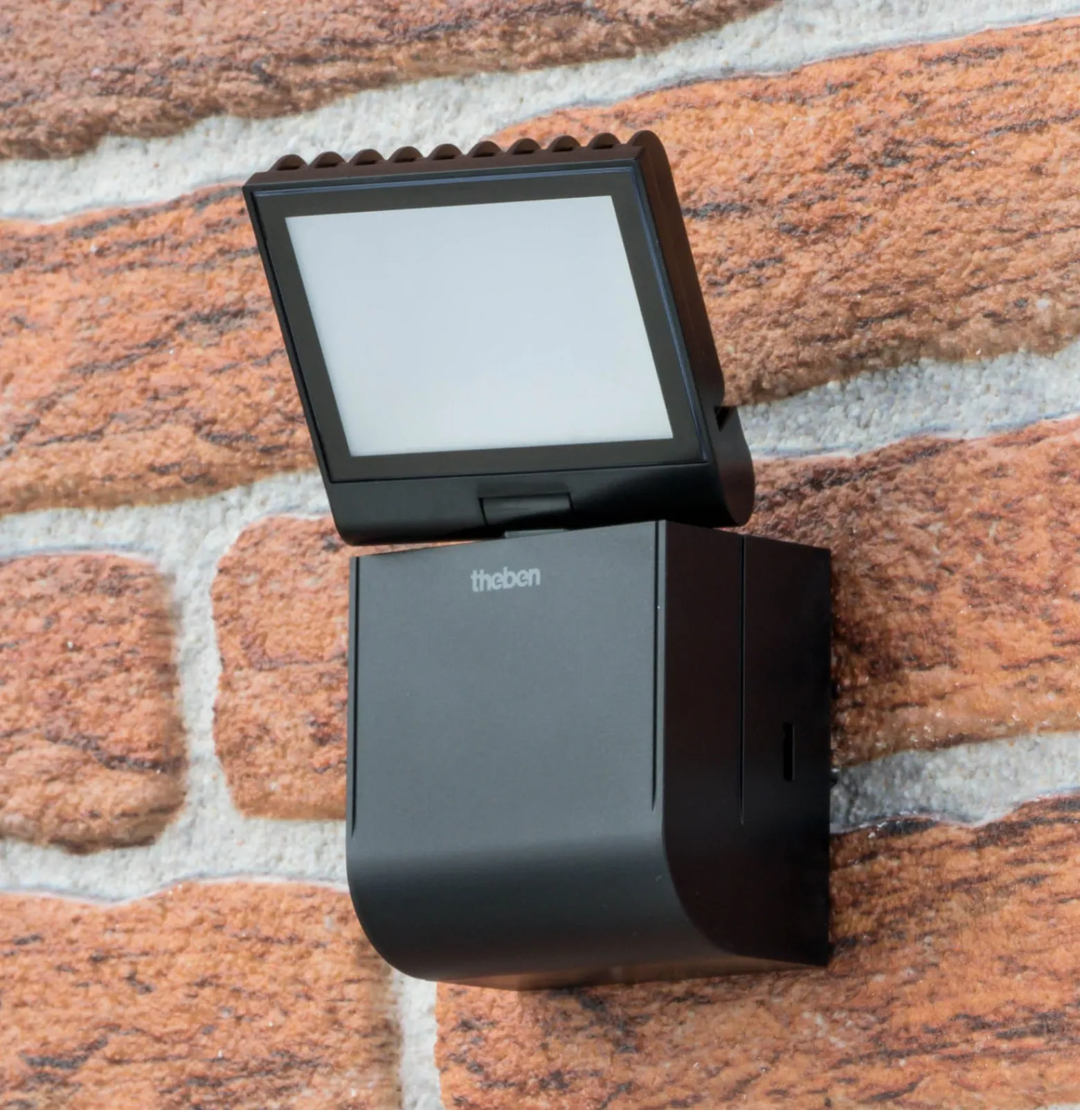 Theben LED-ulkoseinävalaisin theLeda S8-100L, musta, 4000 K