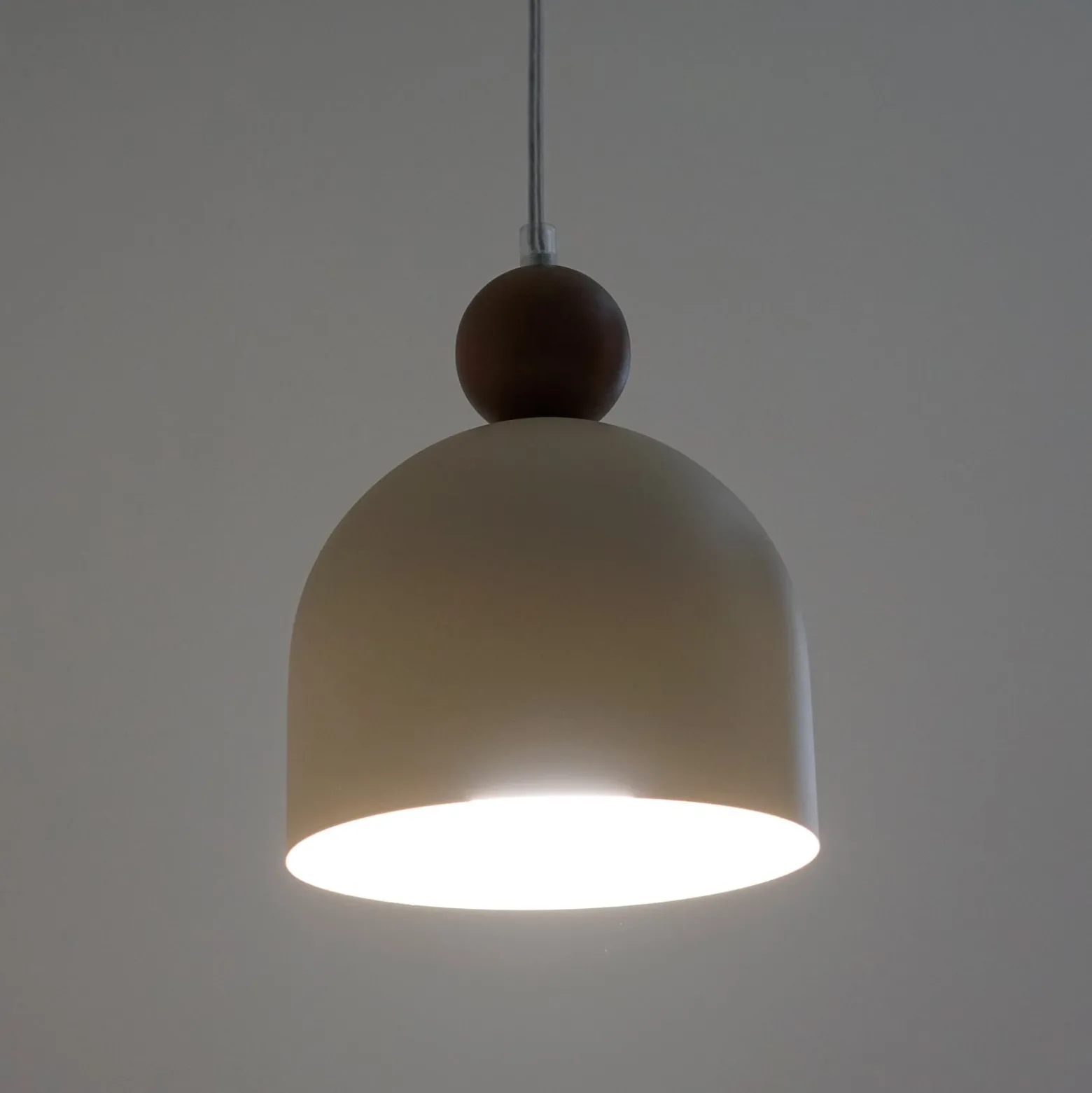 Timon-riippuvalo, taupe/beige, Ø 17 cm, metalli