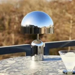 Tom Dixon Akku-pöytälamppu BELL PORTABLE, hopea, 28 cm IP44