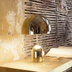Tom Dixon LED-pöytälamppu Bell, kultainen, 43 cm, himmennettävä