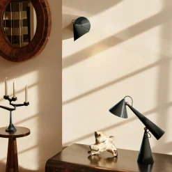 Tom Dixon LED-seinävalaisin Pose, vihreä, 21 cm, muovi