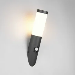Ulkoseinälamppu Trioto, mattamusta, 39 cm ruostumaton teräs, anturi