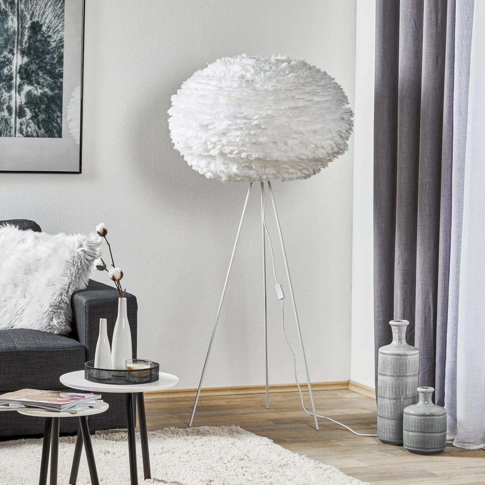 UMAGE Eos X-large -lattiavalaisin tripod valkoinen