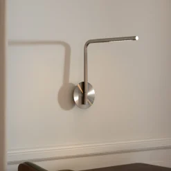UMAGE LED-seinävalaisin Omni Pivot, teräksenvärinen, himmennettävä