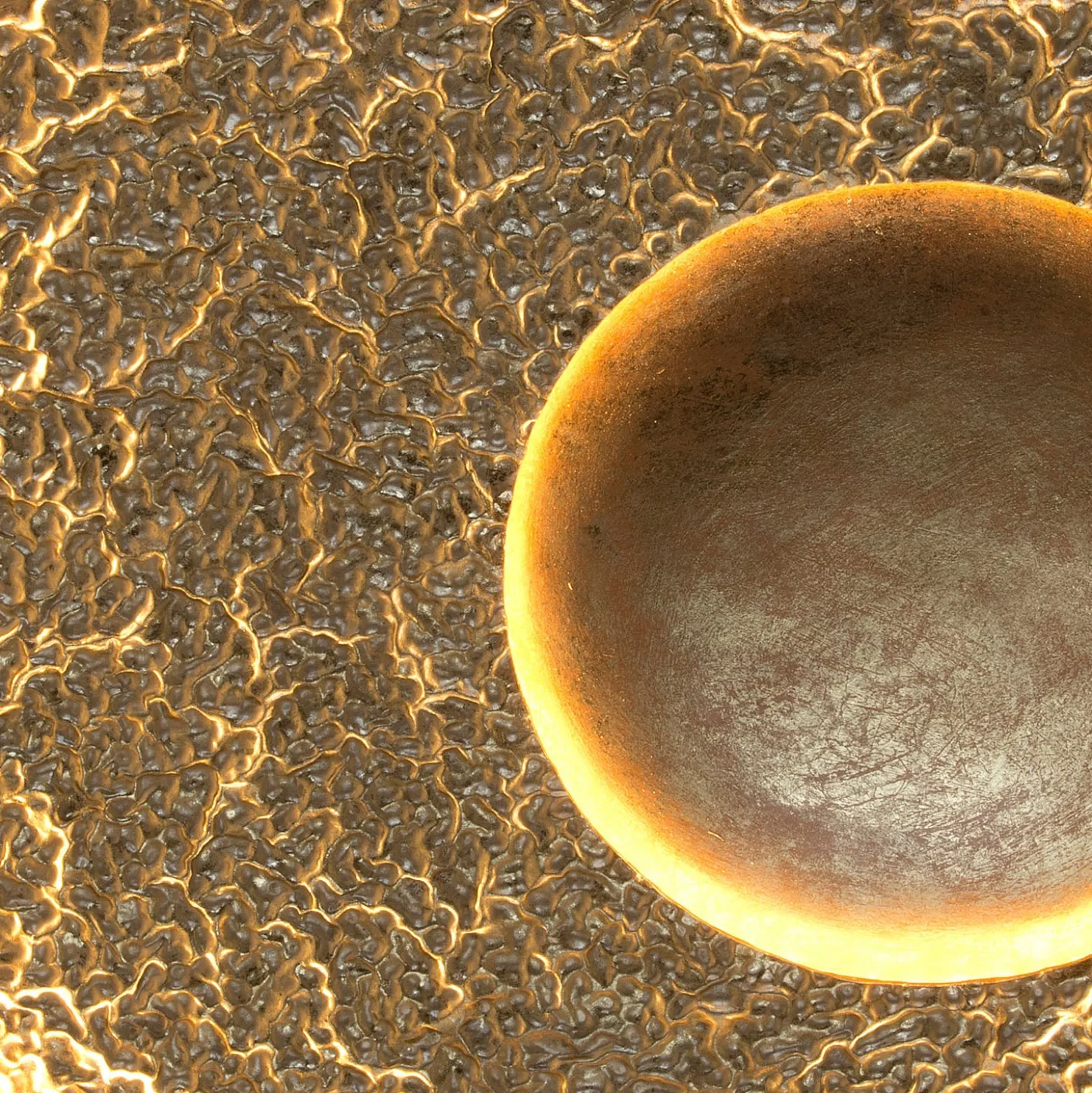 Urano LED-seinävalaisin, tyylikäs muotoilu
