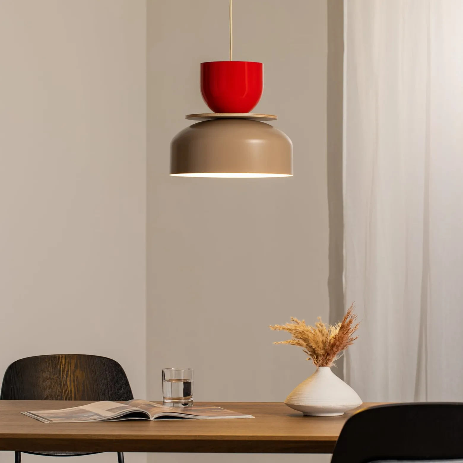 Uto-riippuvalaisin, beige/punainen, Ø 30 cm, metalli
