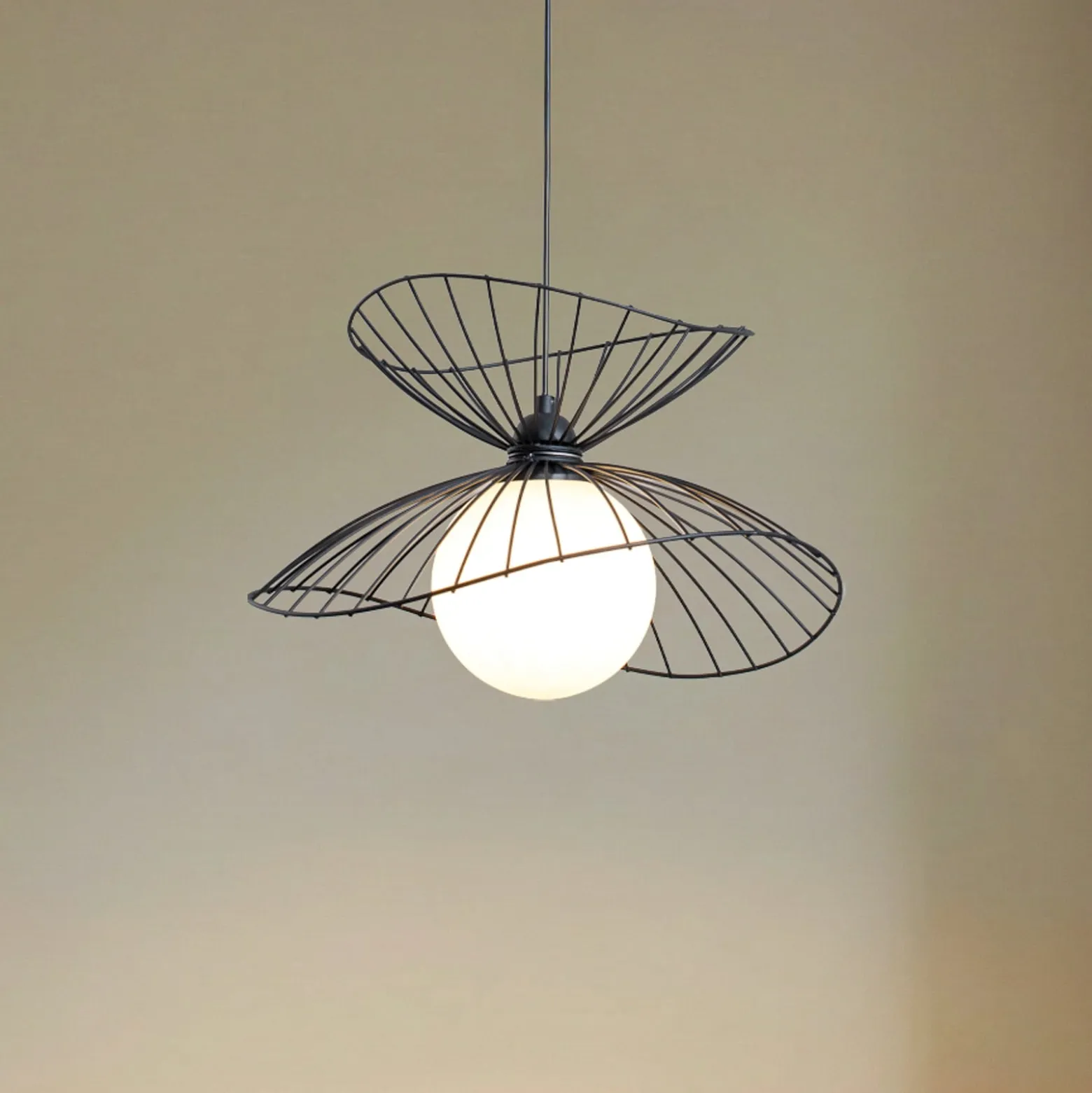 Vertigo-riippuvalaisin, musta, lasi/metalli, E27, Ø 50 cm