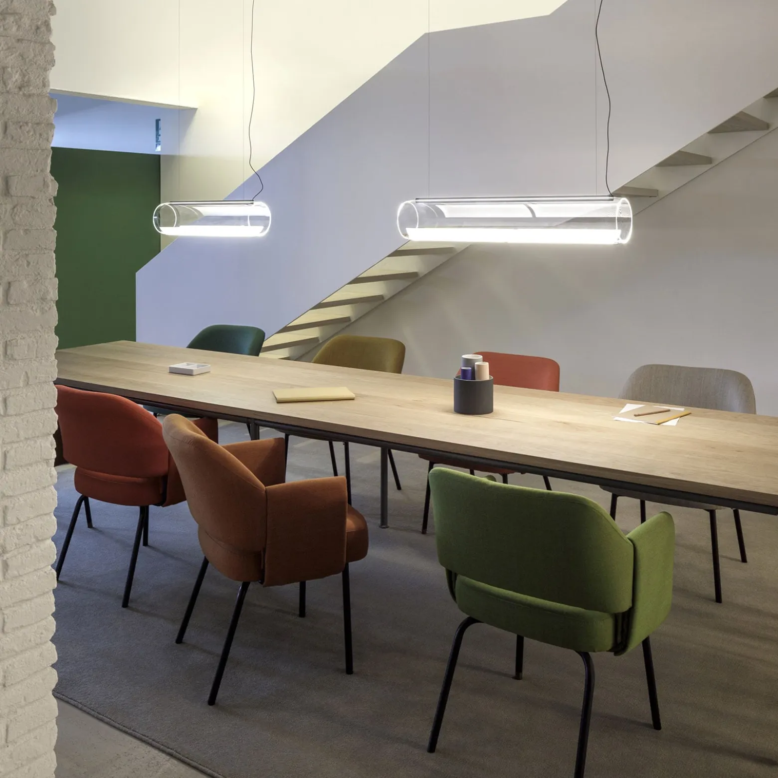 Vibia Guise 2277 LED-riippuvalaisin, pituus 89 cm