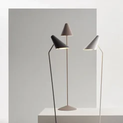 Vibia I.Cono 0712 Design-lattiavalaisin, valkoinen