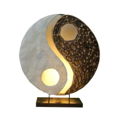 Ying Yang pöytävalaisin luonnonmateriaaleista, 30 cm